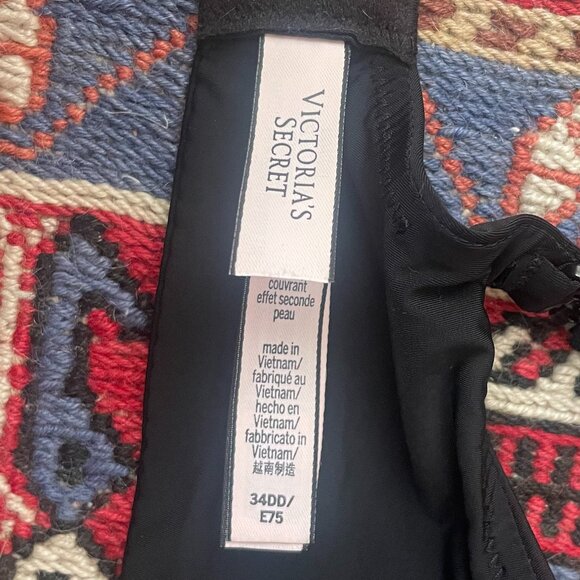 Brand New Victoria's Secret T-Shirt Bras size 34DD - Picture 5 of 6